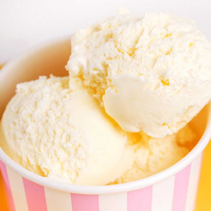 vanilla ice cream scoops in cup