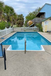 outdoor swimming pool at Pelican Nest RV Park and Camping